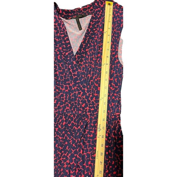 BCBGMaxazria Wrap Dress Women’s Size XS Red Blue V-neck Pleated Knee Length - Picture 9 of 9